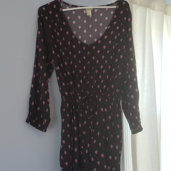 Dresses and Rompers - Picture 3 of 3